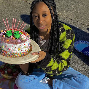 Meet your Posher, Mahagani